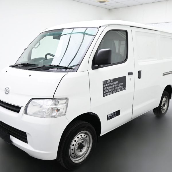 Daihatsu Gran Max Panel Van 1.5 (M) AT (2021) - Image 18