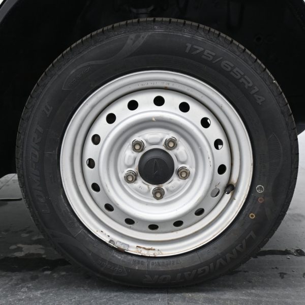 Daihatsu Gran Max Panel Van 1.5 (M) AT (2021) - Image 4