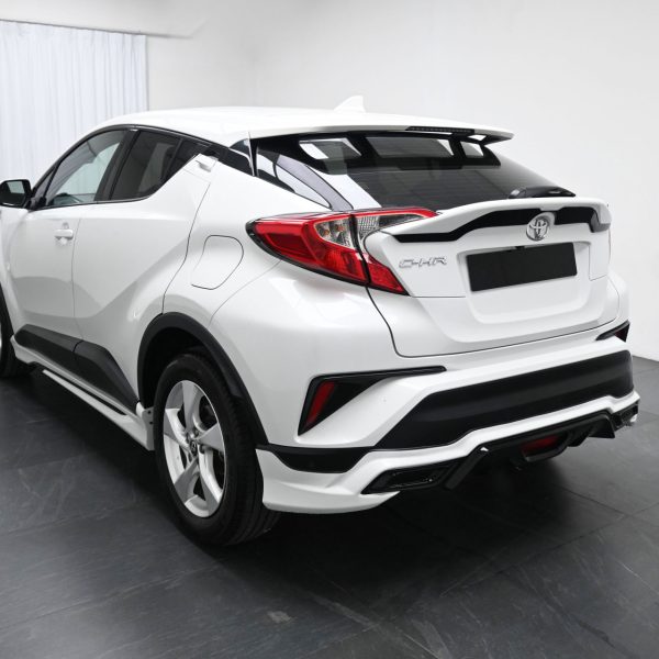 Toyota C-HR Wagon 5dr 1.8 AT (2018) - Image 4