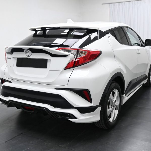 Toyota C-HR Wagon 5dr 1.8 AT (2018) - Image 6