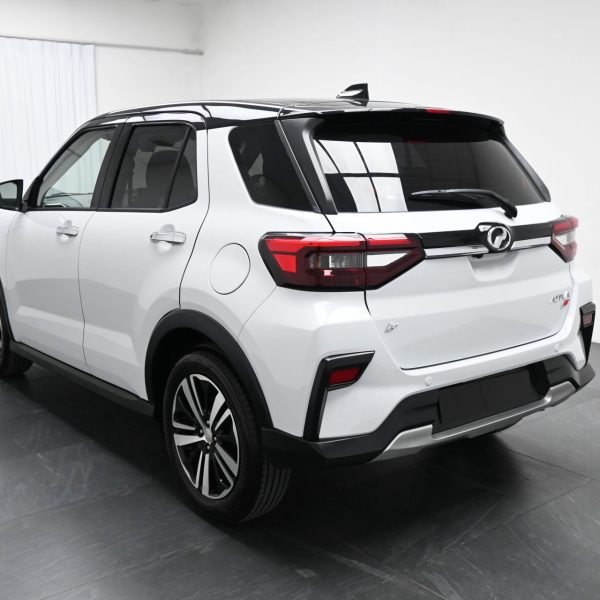 Perodua Ativa 1.0 AV Turbo CVT AT (2022) - Image 4