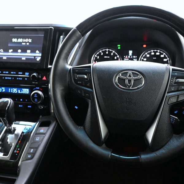 Toyota Vellfire H30 Wagon 5dr 7st CVT 7sp FWD 2.4i (ZG Edition) [IMP] AT (2016) - Image 6