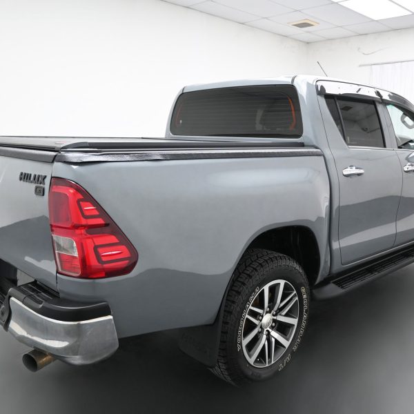 Toyota Hilux 2.8 G 4x4 Double Cab Auto AT (2017) - Image 9