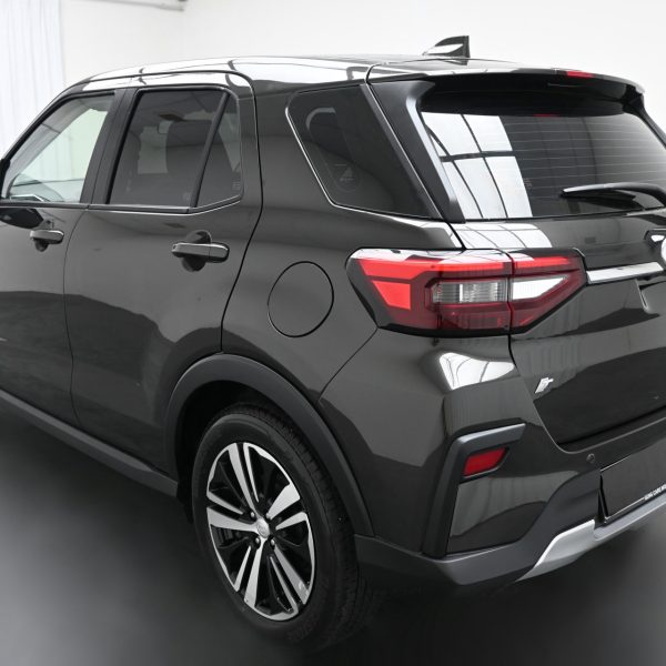 Perodua Ativa 1.0 H Turbo CVT AT (2022) - Image 10