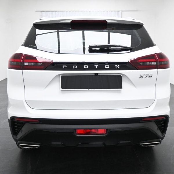 Proton X70 1.5 Premium AT (2025) - Image 5