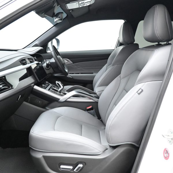 Proton X70 1.5 Premium AT (2025) - Image 9