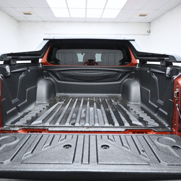 Mitsubishi Triton 2.4 VGT HS AT (2021) - Image 8