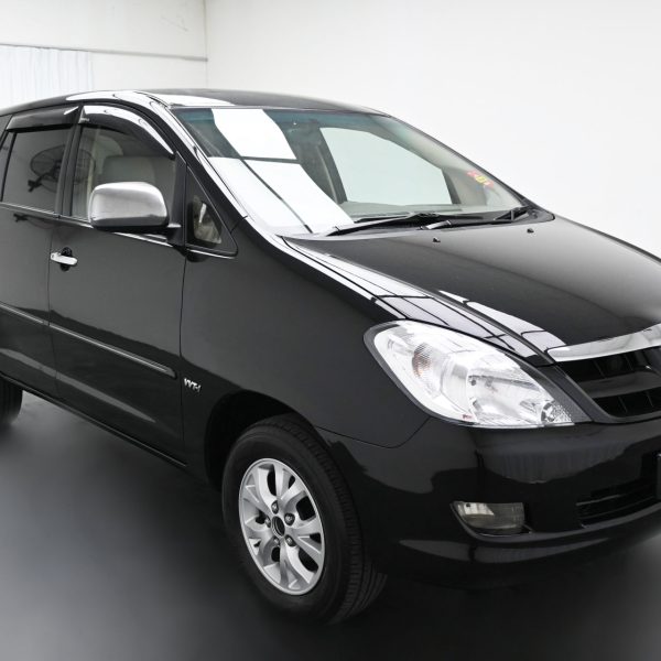 Toyota Innova N40 Wagon 5dr G 8st Auto-Gate Shift 4sp RWD 2.0i AT (2008) - Image 3