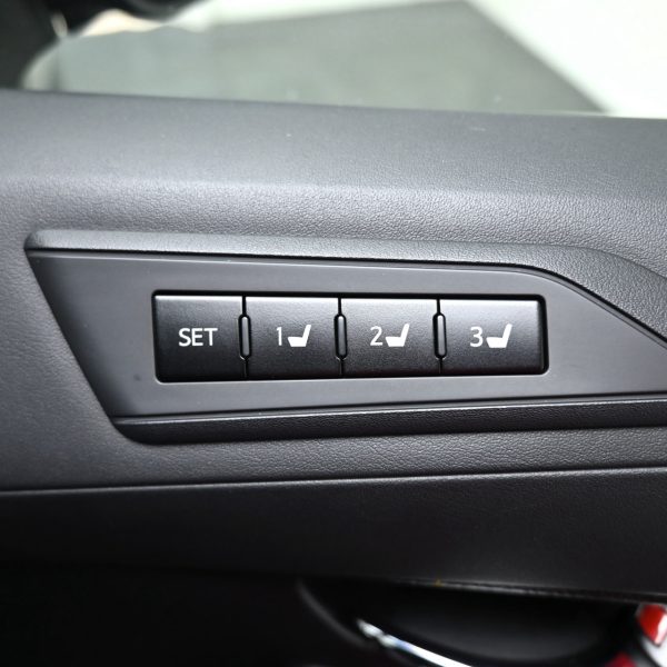 Toyota Vellfire H30 Wagon 5dr 7st CVT FWD 2.5i AT (2018) - Image 20