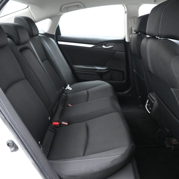 Honda Civic 1.8 S AT (2020) - Image 13