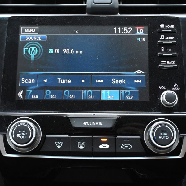 Honda Civic 1.8 S AT (2020) - Image 15