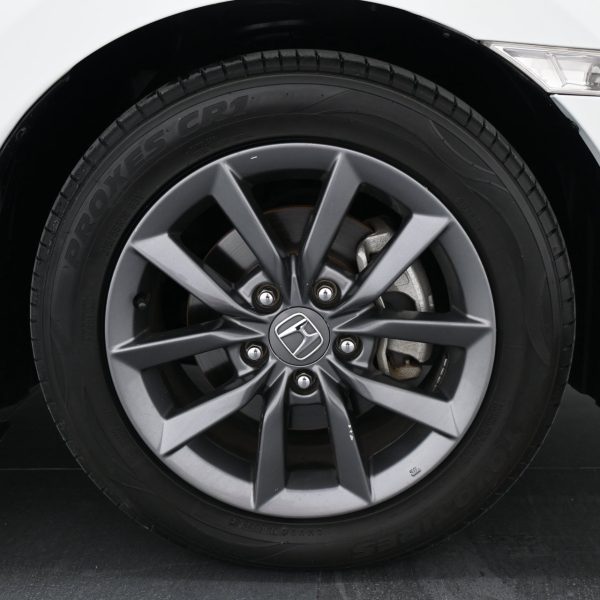 Honda Civic 1.8 S AT (2020) - Image 6