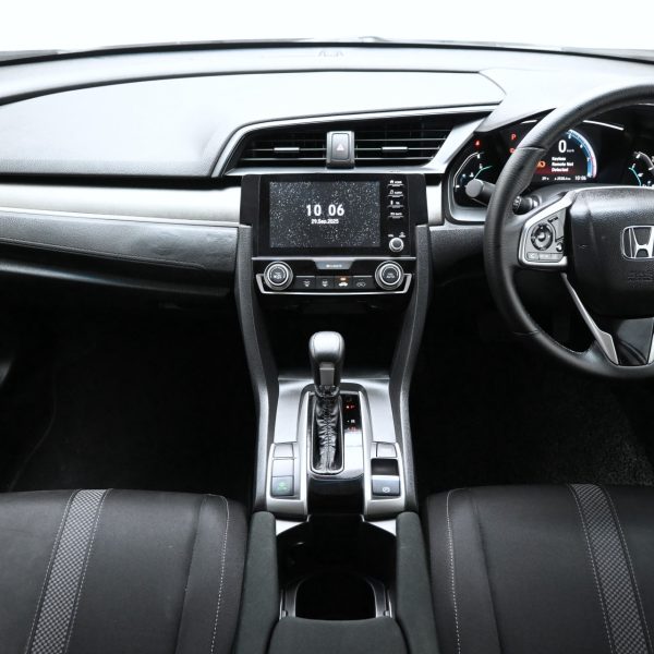 Honda Civic 1.8 S AT (2020) - Image 10