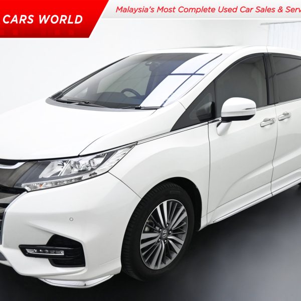 Honda Odyssey RC Wagon 5dr EXV i-VTEC 7st CVT FWD 2.4i AT (2018) - Image 1