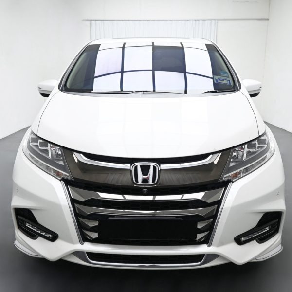 Honda Odyssey RC Wagon 5dr EXV i-VTEC 7st CVT FWD 2.4i AT (2018) - Image 2