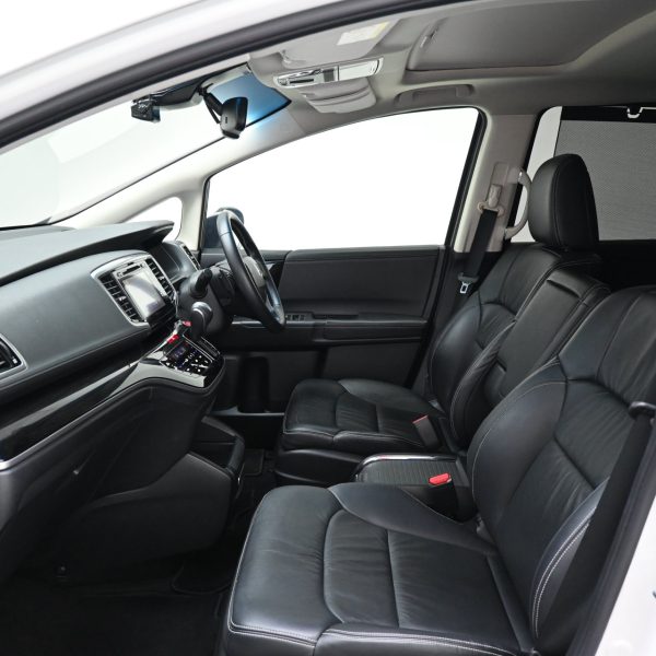 Honda Odyssey RC Wagon 5dr EXV i-VTEC 7st CVT FWD 2.4i AT (2018) - Image 16