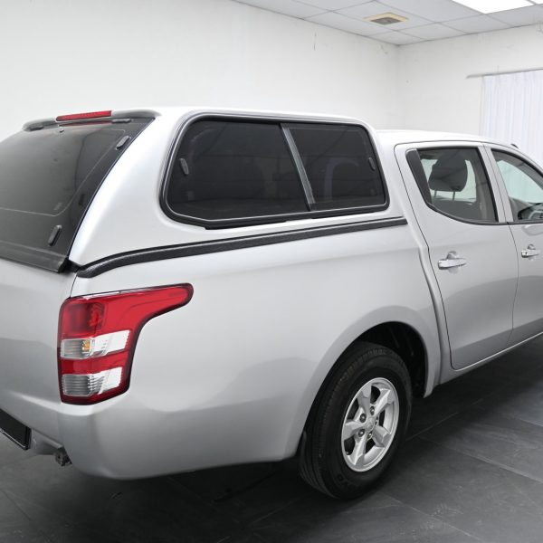 Mitsubishi Triton KL Pickup 4dr DCab Quest Man 5sp RWD 2.5DDiT MT (2015) - Image 8
