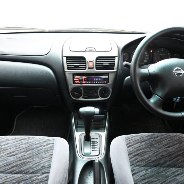 Nissan SENTRA 1.6 SG AUTO AT (2004) - Image 7
