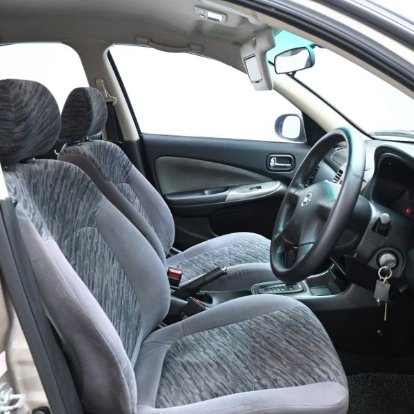 Nissan SENTRA 1.6 SG AUTO AT (2004) - Image 8