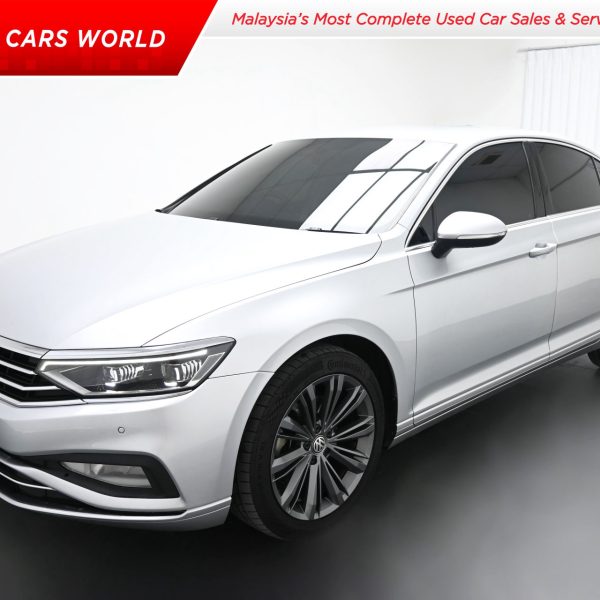 Volkswagen Passat 2.0 TSI ELEGANCE AT (2021) - Image 1