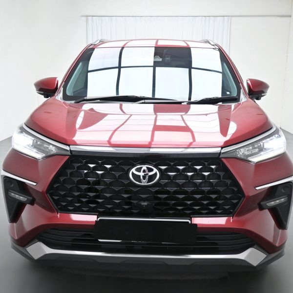Toyota Veloz 1.5 Auto AT (2022) - Image 2