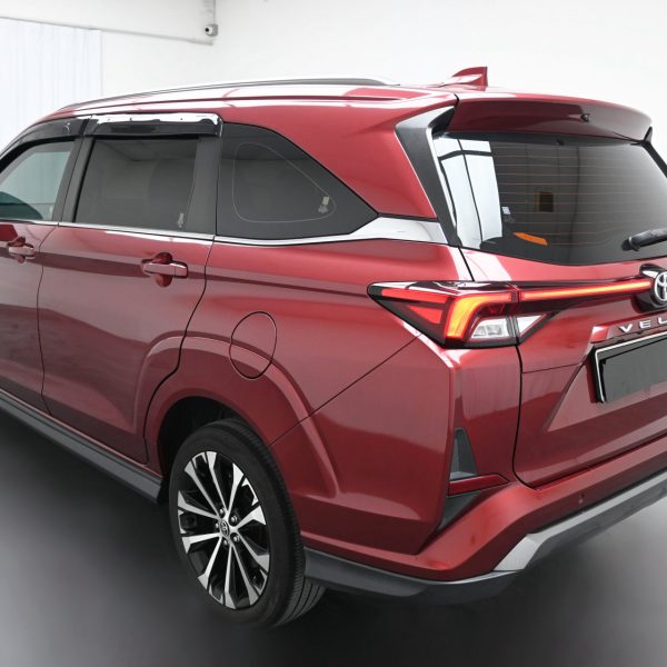Toyota Veloz 1.5 Auto AT (2022) - Image 11