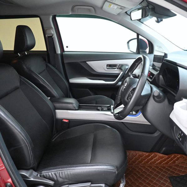 Toyota Veloz 1.5 Auto AT (2022) - Image 15