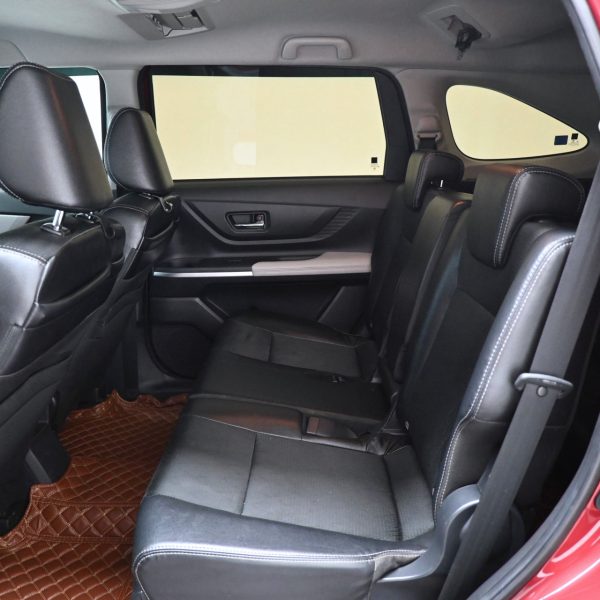 Toyota Veloz 1.5 Auto AT (2022) - Image 18