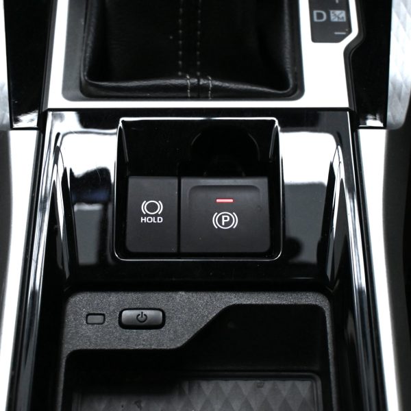 Toyota Veloz 1.5 Auto AT (2022) - Image 5