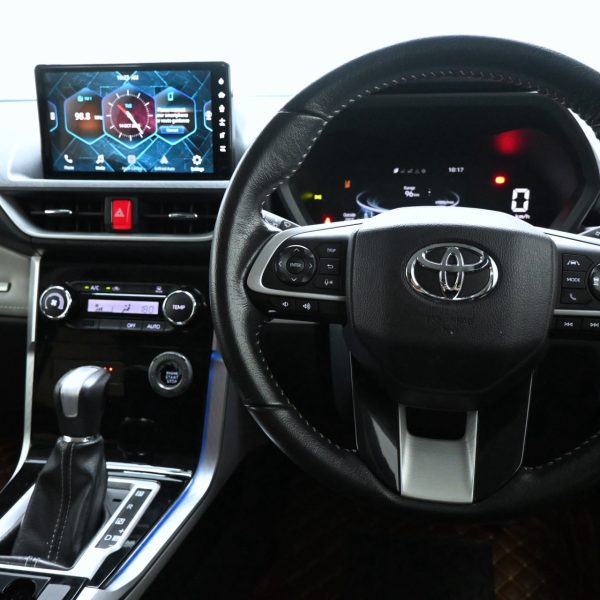 Toyota Veloz 1.5 Auto AT (2022) - Image 6