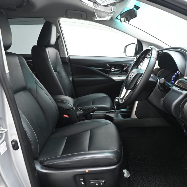 Toyota Innova 2.0 X AT (2021) - Image 13