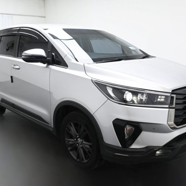 Toyota Innova 2.0 X AT (2021) - Image 3