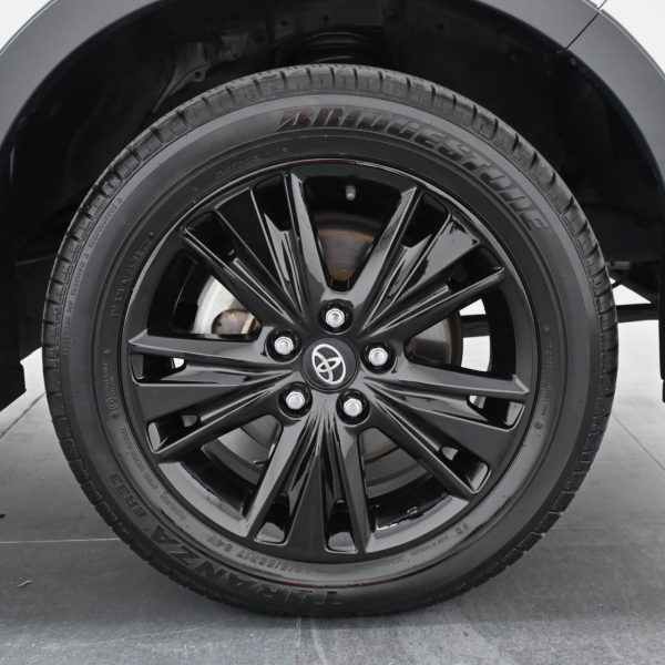 Toyota Innova 2.0 X AT (2021) - Image 8