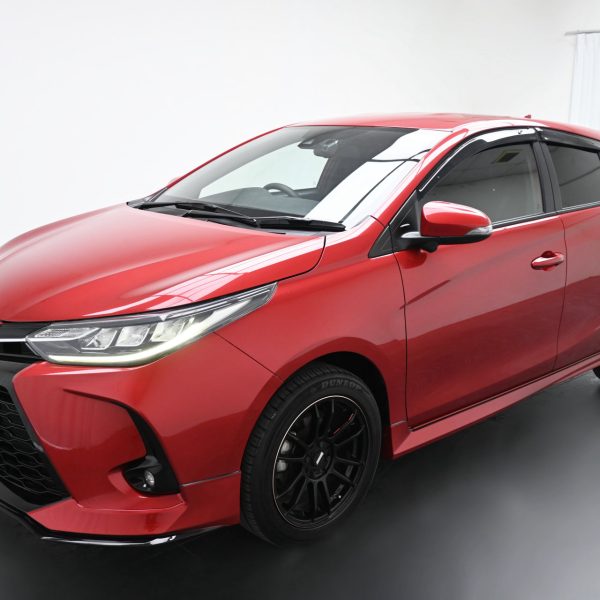 Toyota Yaris 1.5 E AT (2021) - Image 18