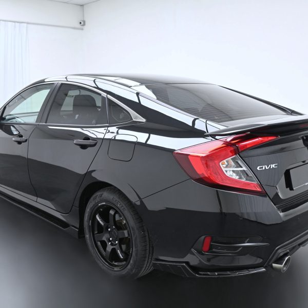 Honda Civic FC 1.8 S Auto AT (2021) - Image 14