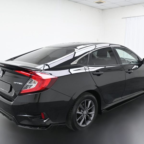 Honda Civic FC 1.8 S Auto AT (2021) - Image 18