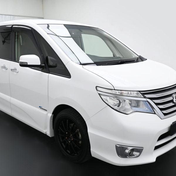 Nissan Serena S-Hybrid C26 Wagon 5dr S-Hybrid High-Way Star 8st CVT FWD 2.0Di AT - Image 3