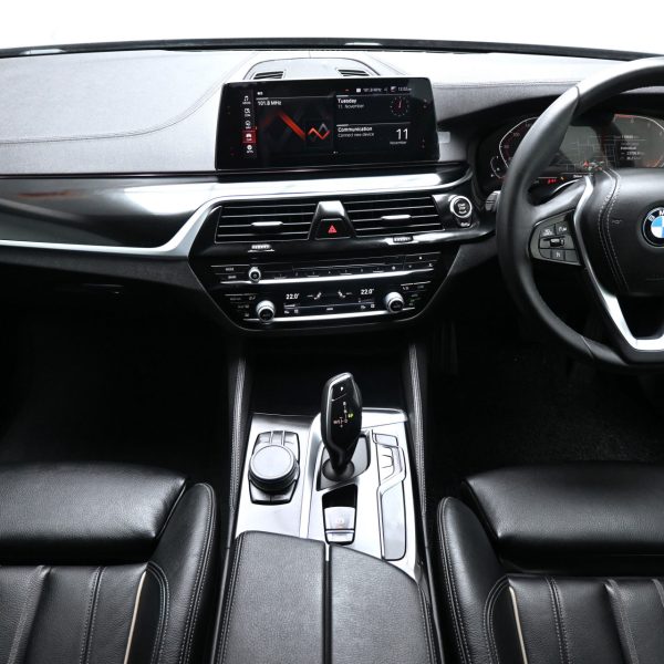BMW 520I G30 2.0 Luxury Auto AT (2020) - Image 15