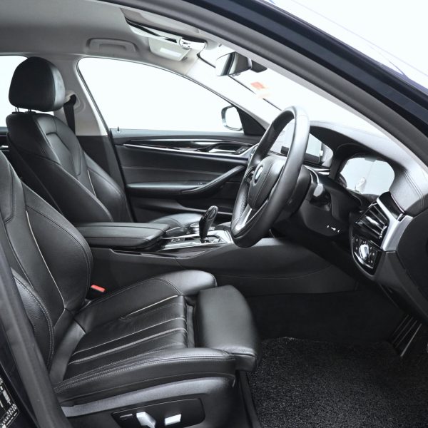 BMW 520I G30 2.0 Luxury Auto AT (2020) - Image 16